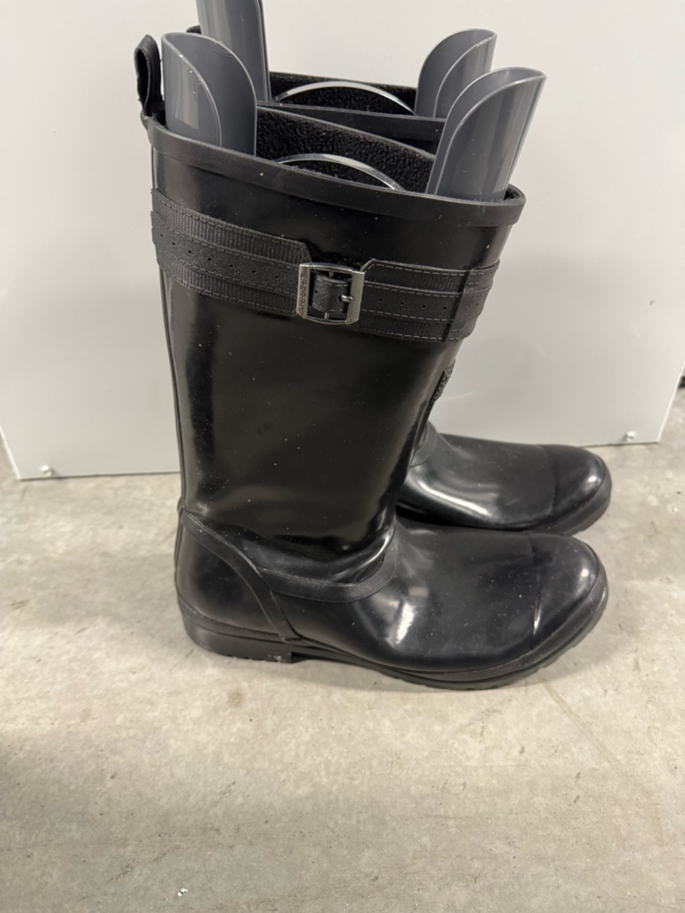 Sperry Black Gloss Rain Boot with Calf Strap